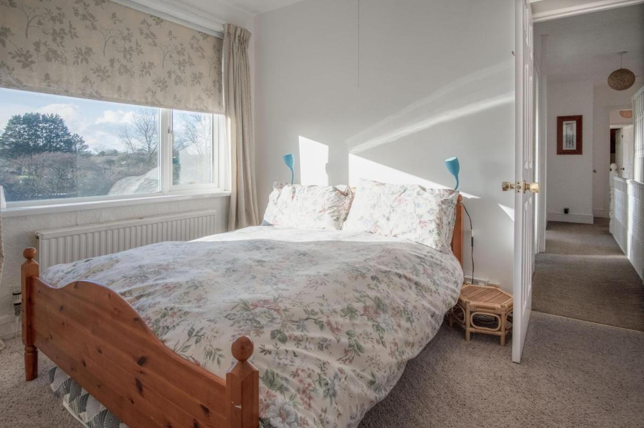 Maytree Cottage - 4 Bedroom Holiday Home - Tenby Extérieur photo