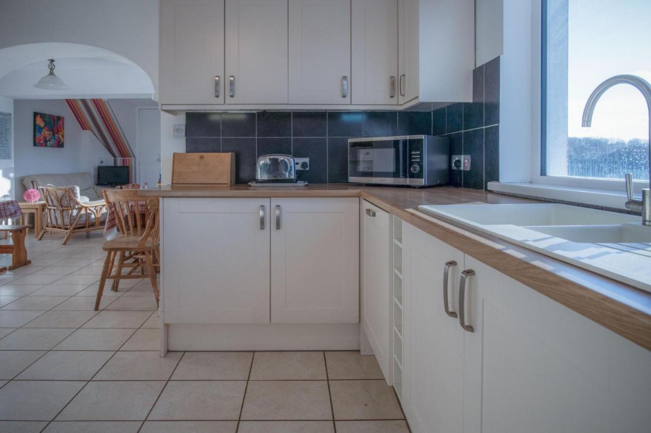 Maytree Cottage - 4 Bedroom Holiday Home - Tenby Extérieur photo