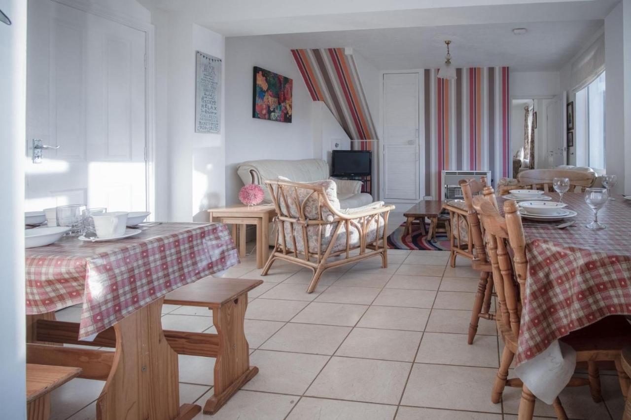 Maytree Cottage - 4 Bedroom Holiday Home - Tenby Extérieur photo