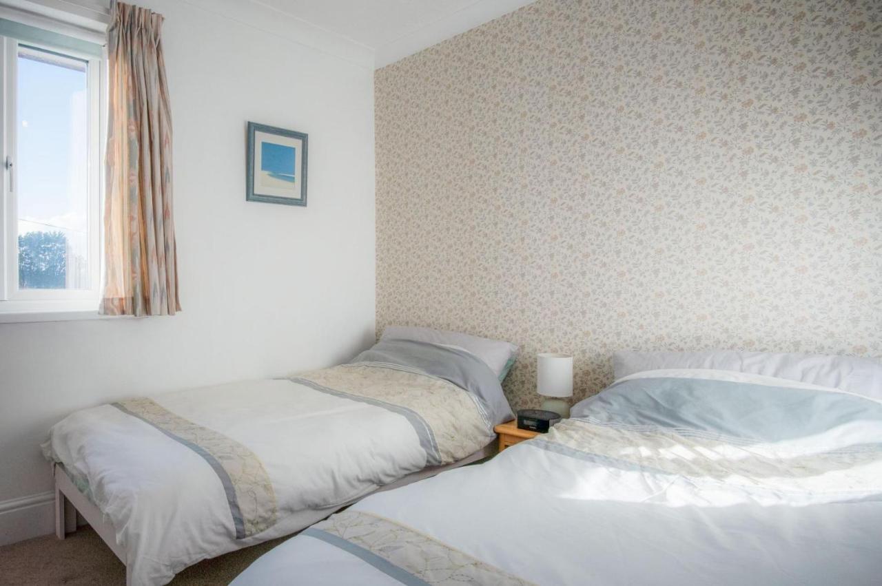 Maytree Cottage - 4 Bedroom Holiday Home - Tenby Extérieur photo